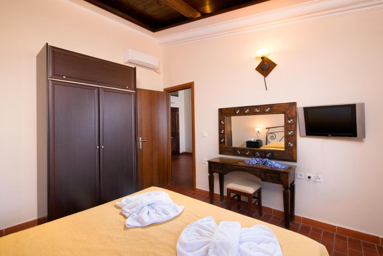 Kallisti Hotel Potos Buitenkant foto