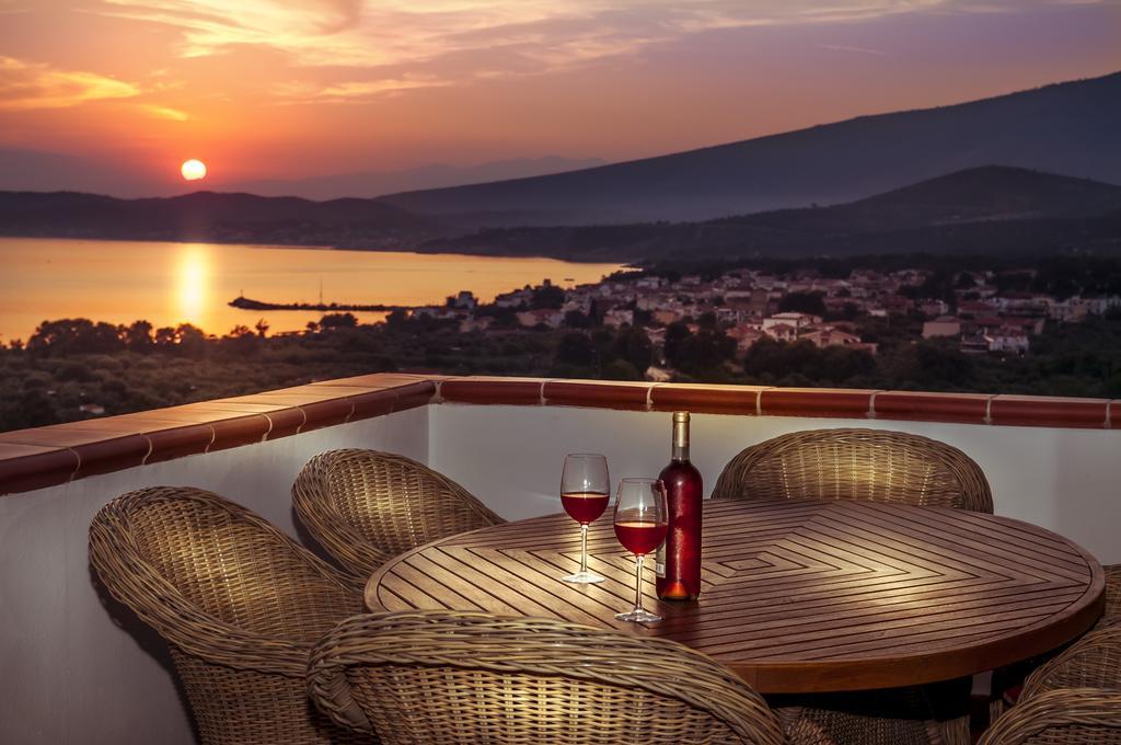 Kallisti Hotel Potos Buitenkant foto