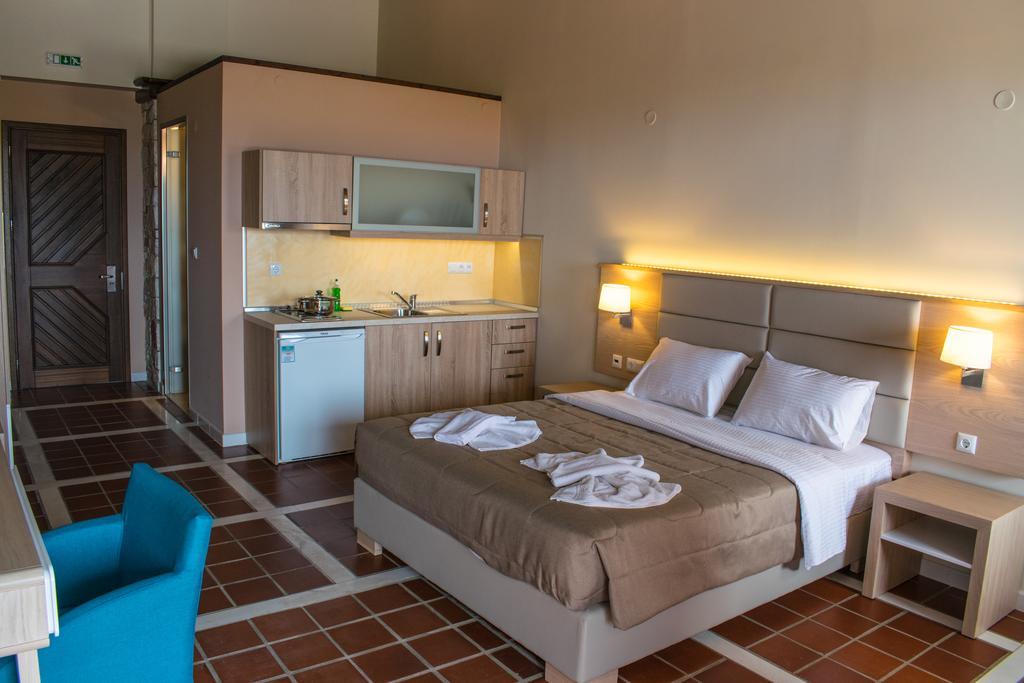 Kallisti Hotel Potos Buitenkant foto