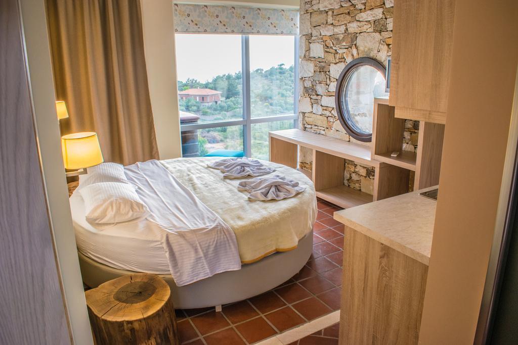 Kallisti Hotel Potos Buitenkant foto