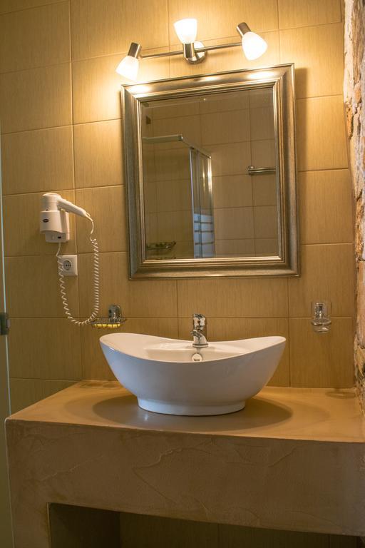 Kallisti Hotel Potos Buitenkant foto